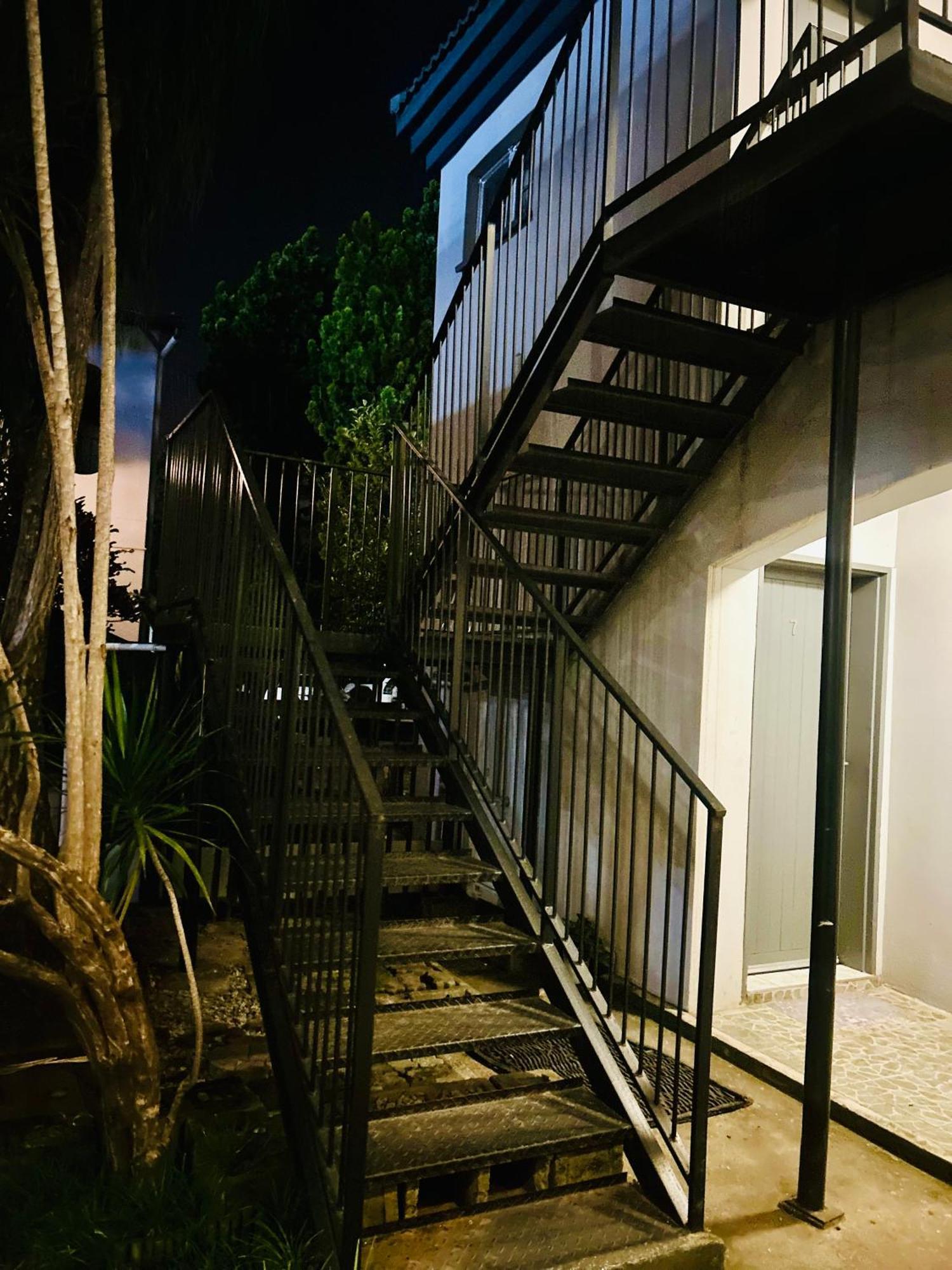 Skyfly Bed & Breakfast Manzini Exterior photo