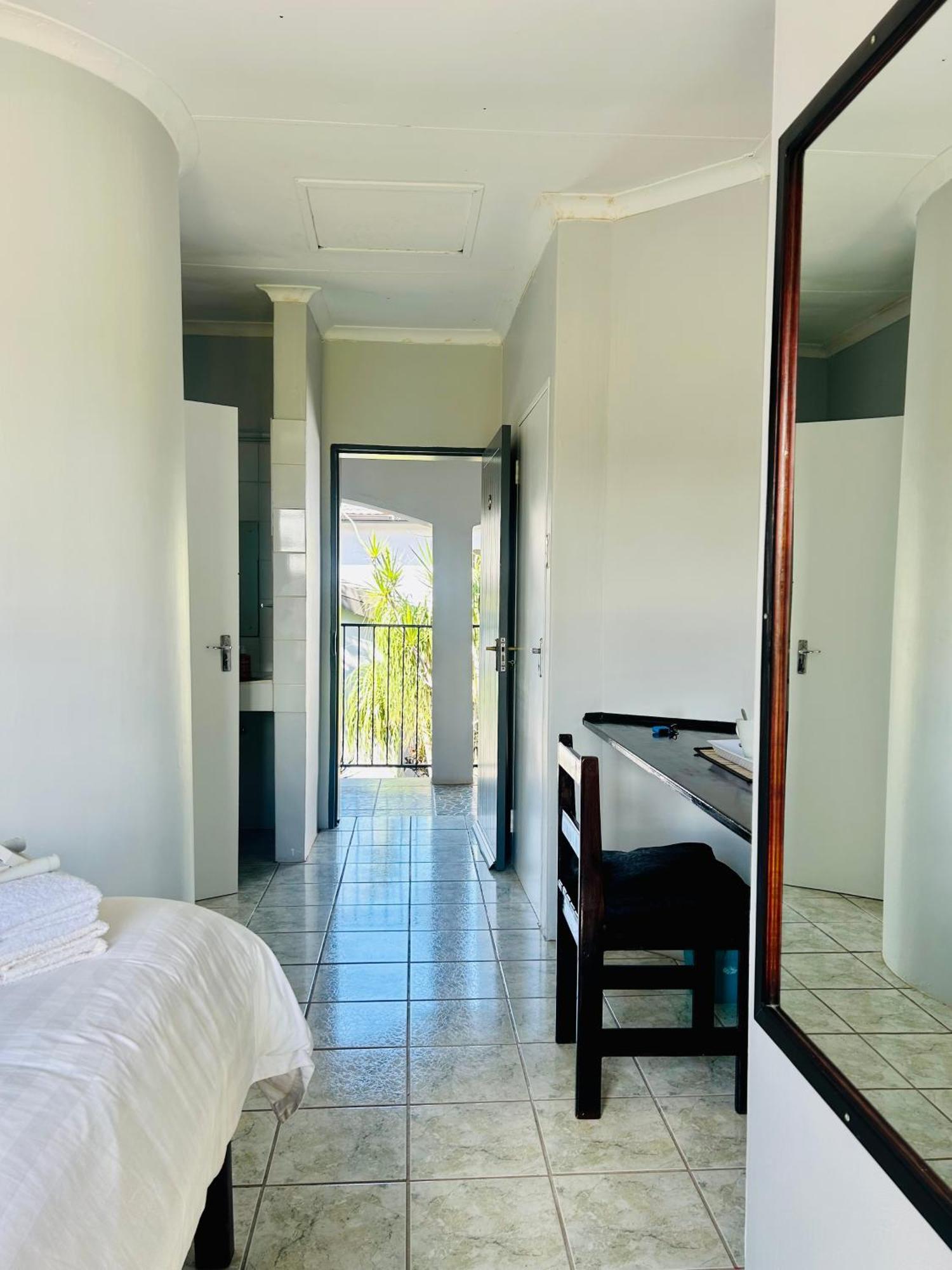 Skyfly Bed & Breakfast Manzini Exterior photo