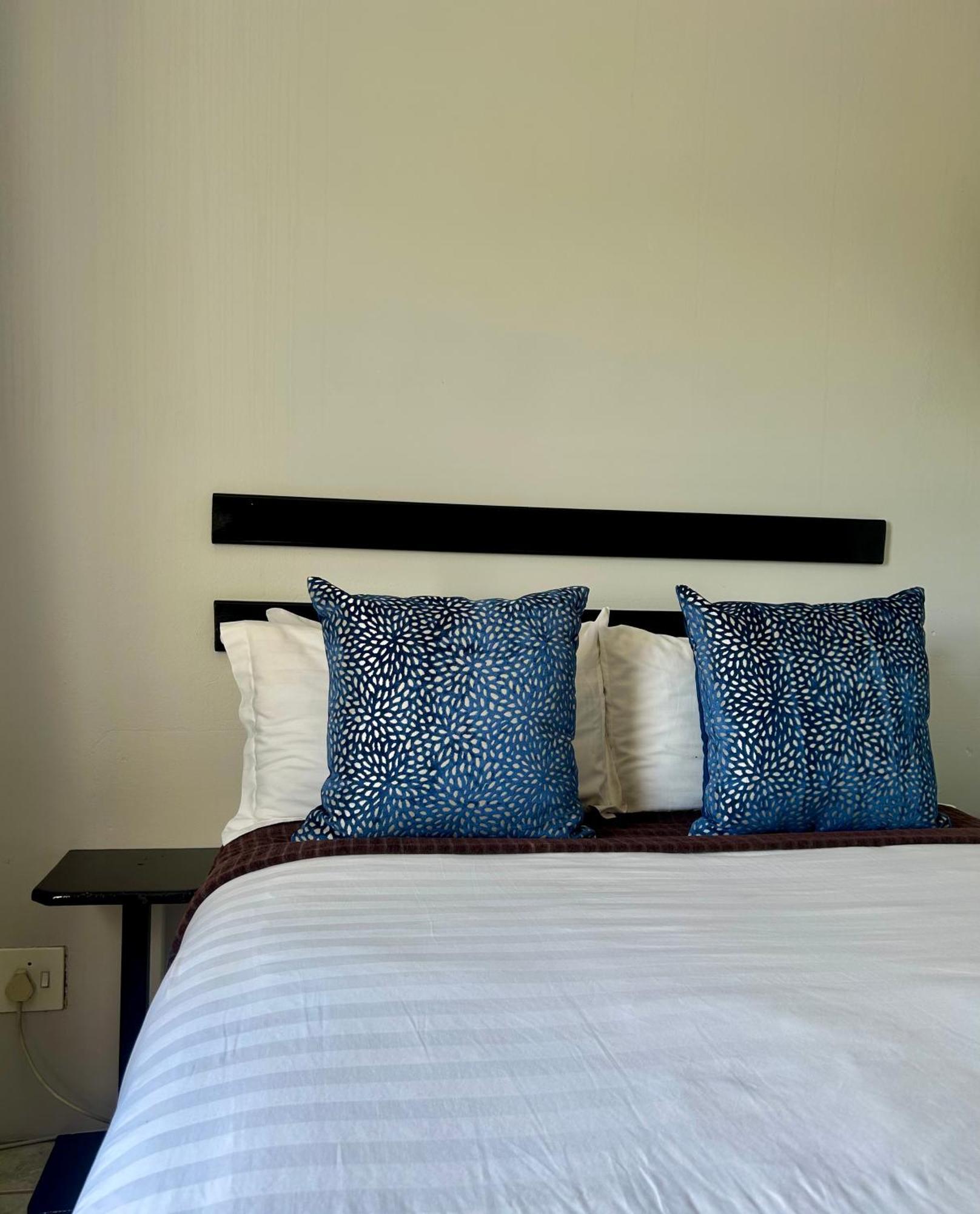 Skyfly Bed & Breakfast Manzini Exterior photo